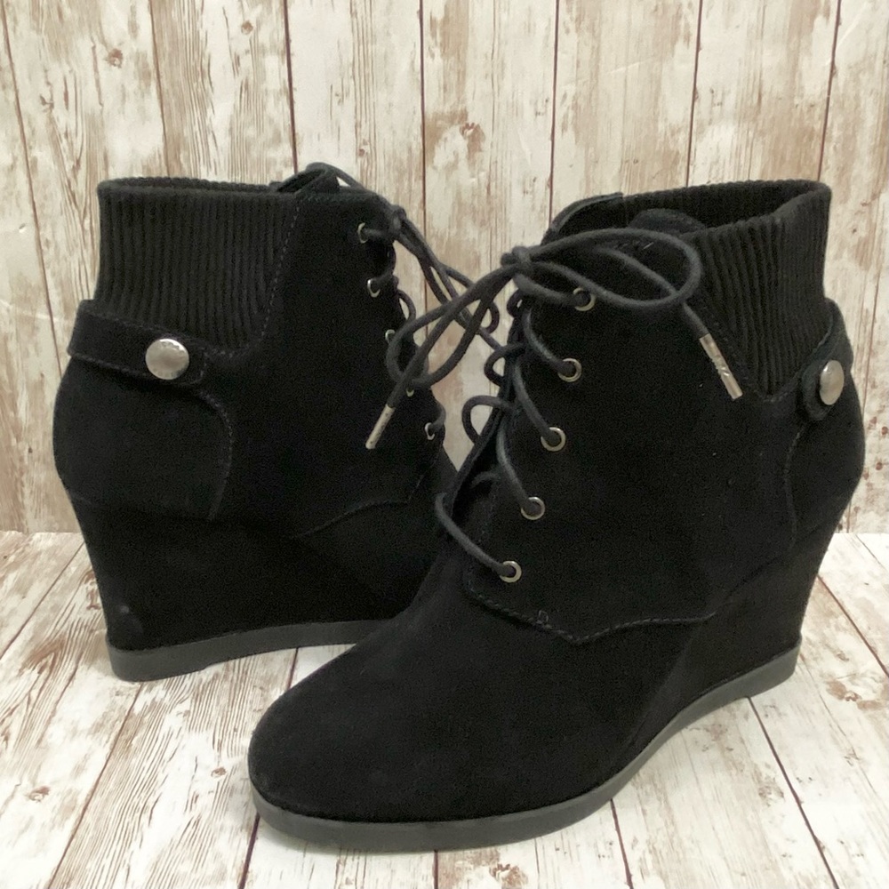 MICHAEL Michael Kors “Carrigan” Black Suede Wedge Lace Up Booties 8.5 - Picture 9 of 16